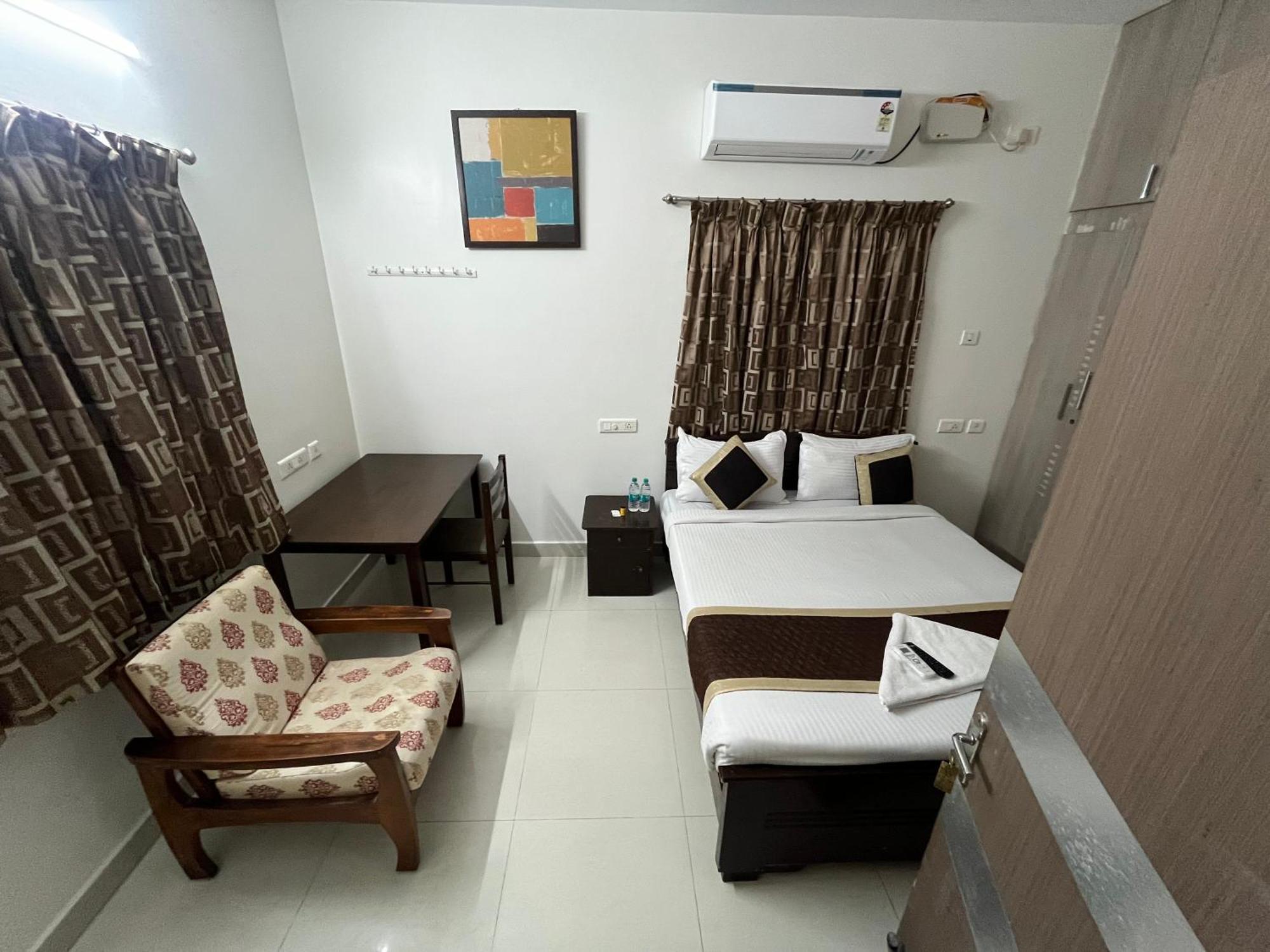 Guest house Avuraa Hospitality India